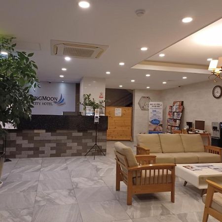 Sh Jungmoon City Stay Seogwipo Exteriör bild