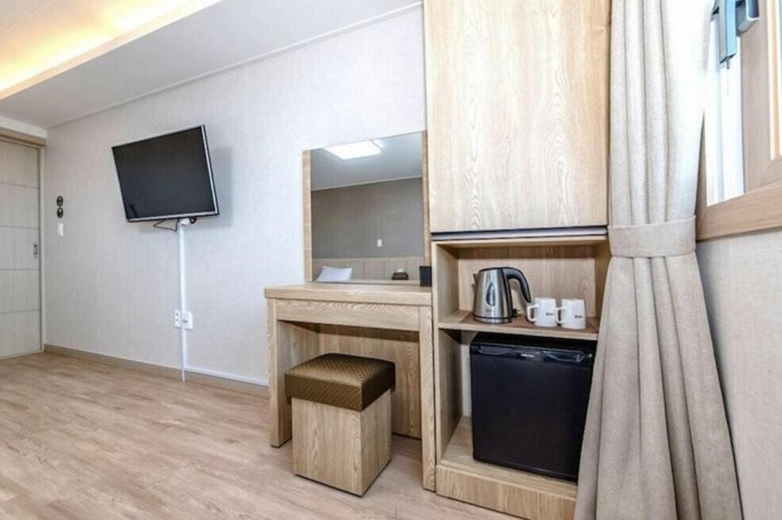 Sh Jungmoon City Stay Seogwipo Exteriör bild